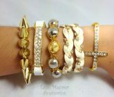 Conjunto creme de pulseiras