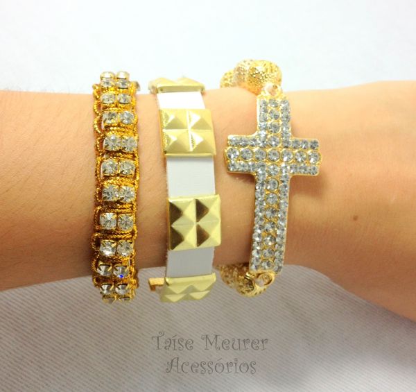 Conjunto dourado II de pulseiras