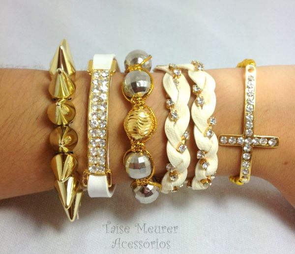 Conjunto creme de pulseiras